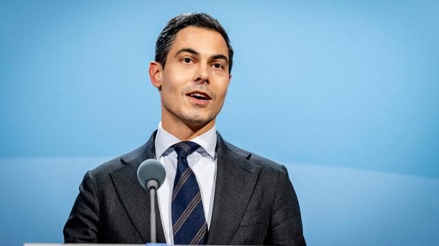 Hollanda'dan İran saldırılarına veto: Hukuka uygun değil