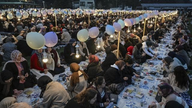 Yıldız Teknik Üniversitesi'nde 3. Geleneksel YTÜ FARK İftarı düzenlendi