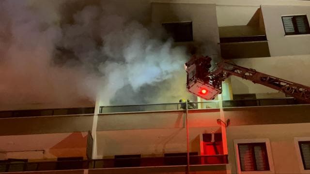 Bursa'da 5 katlı binada çıkan yangın söndürüldü