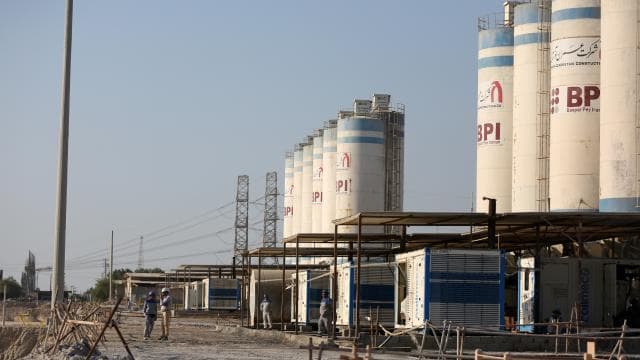 İran'daki nükleer santrale füze isabet etti