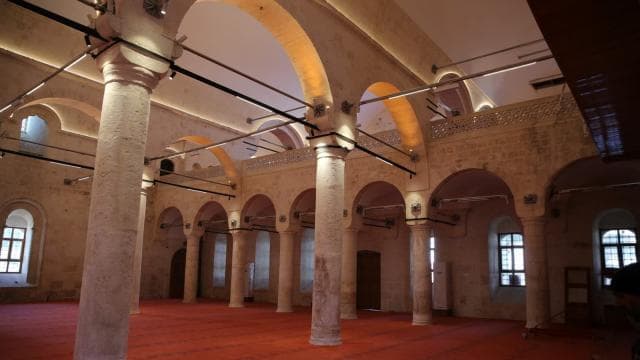 3 tarihi cami yeniden ibadete açılıyor