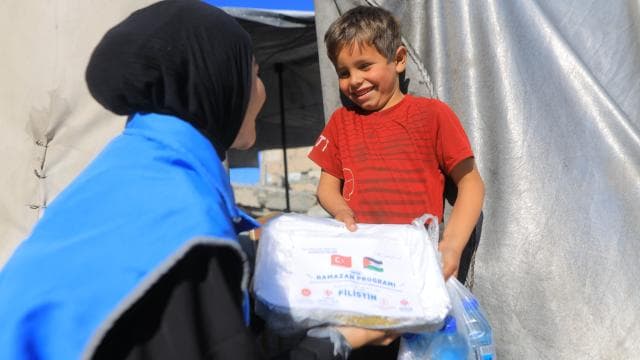 Türkiye Diyanet Vakfı ramazanda 6,2 milyon kişiye yardım ulaştırdı