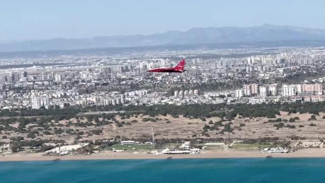 HÜRJET, Akdeniz semalarında sınırları zorladı