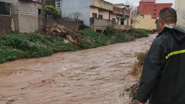 Irakta sağanak sele neden oldu: 50 ev su altında kaldı