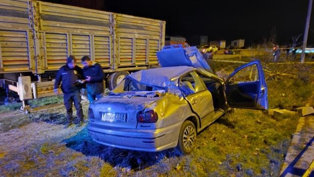 Bolu'da otomobil ile hafif ticari araç çarpıştı: 5 yaralı