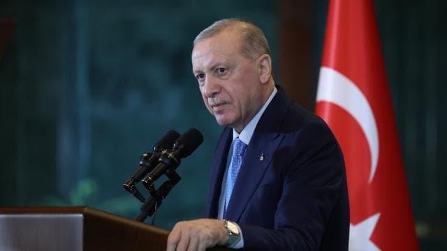 Cumhurbaşkanı Erdoğan: Her cephede hakikat savaşı veriyoruz