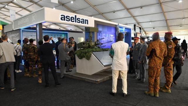 'Terör koridorundan' stratejik savunma sanayi buluşmasına