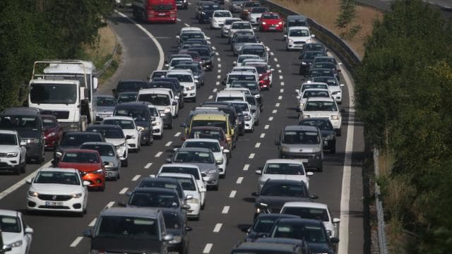 Bolu Dağı Tüneli'nden bayram tatilinde 331 bin 321 araç geçti