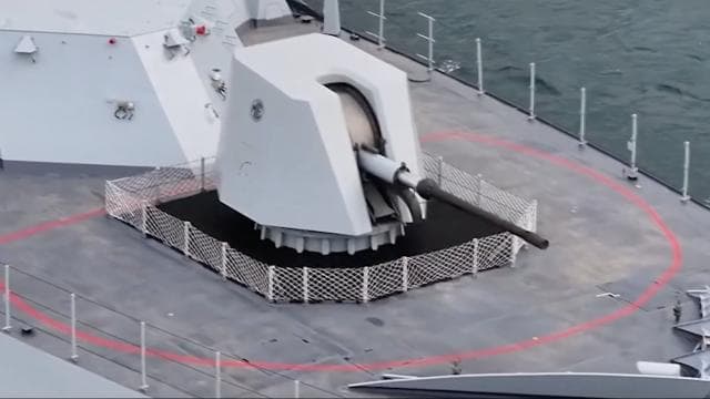 Milli deniz topu 'MKE Denizhan76' göreve hazır