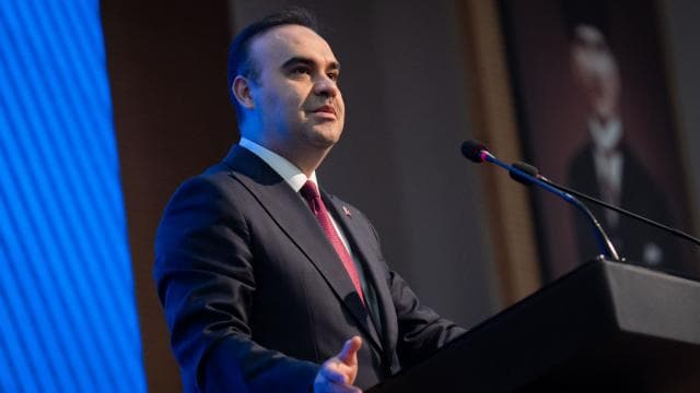 Bakan Kacır: Savunma sanayiine 456 milyar lira yatırımın önünü açtık