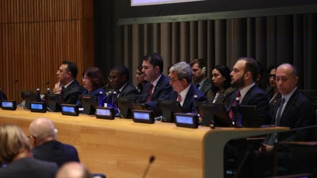 Bakan Kurum BM'de 100den fazla ülkenin temsilcisine Türkiye'nin COP31 vizyonunu anlattı