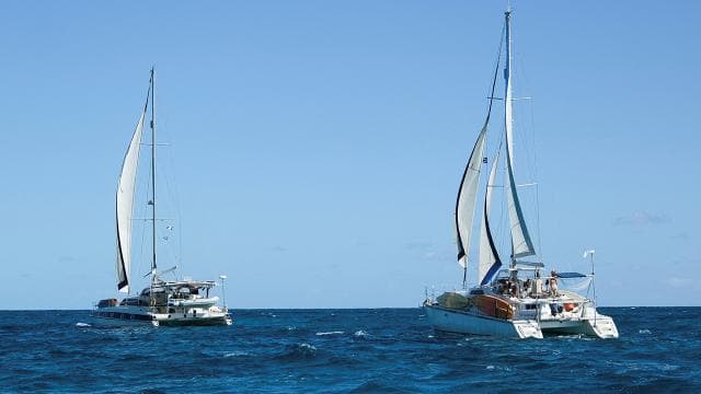 Küba'ya insani yardım götüren iki sivil tekne kayboldu