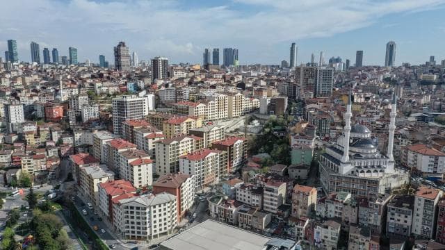İstanbul'da kentsel dönüşüm için 196 bin bağımsız bölüm ön başvuru aldı