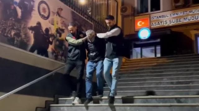 Beyoğlu'nda 64 yıl hapis cezası bulunan firari kömürlükte yakalandı