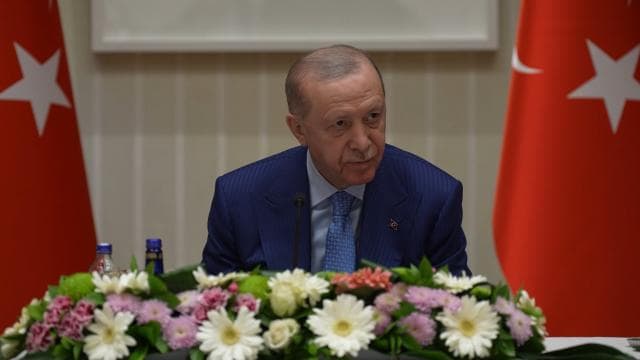 Cumhurbaşkanı Erdoğan, işçi, memur ve işveren temsilcilerini kabul etti