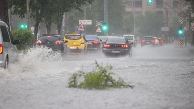 Gaziantep'te 4 ilçede bazı okullarda eğitime 1 gün ara verildi