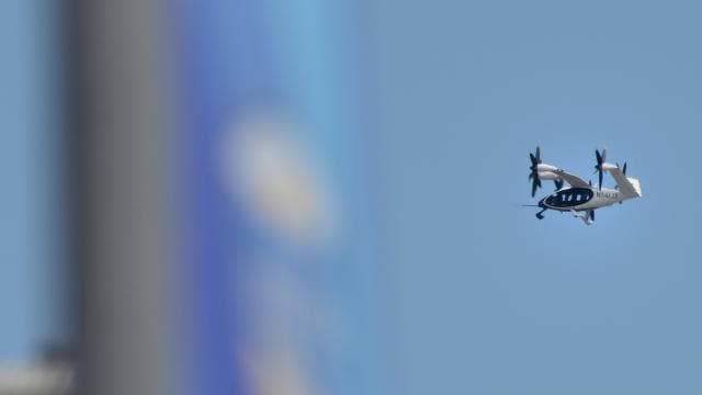 New York'ta elektrikli hava taksi dönemi: ManhattanJFK arası 10 dakikaya inecek