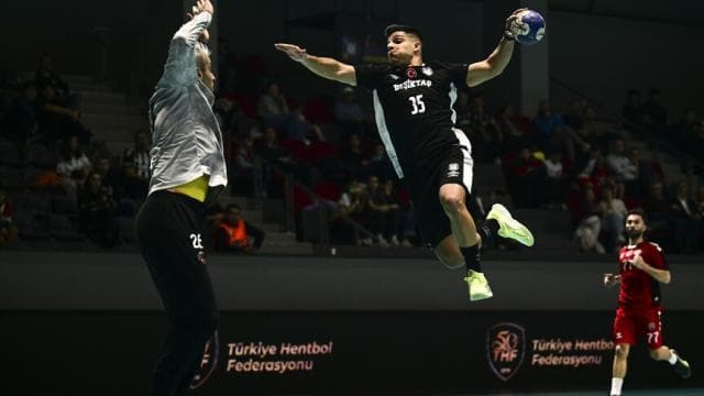 Hentbol Ardventure Erkekler Süper Lig'de Beşiktaş, şampiyonluğa ulaştı