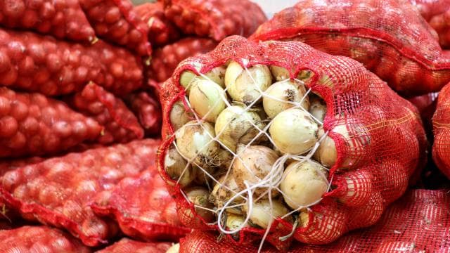 Kuru soğan ihracatı yıla hızlı başladı