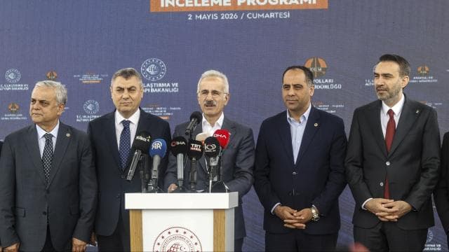 Bakan Uraloğlu: ÇeşmeliKızkalesi Otoyolu en hızlı bitirilen yol olacak