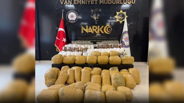 Van'da uyuşturucu operasyonu: 240 kilo uyuşturucu ele geçirildi