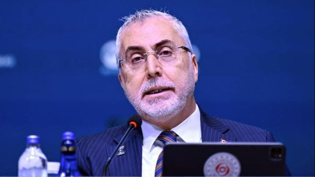Bakan Işıkhan: Küresel değişimleri bir risk değil fırsat olarak değerlendiriyoruz