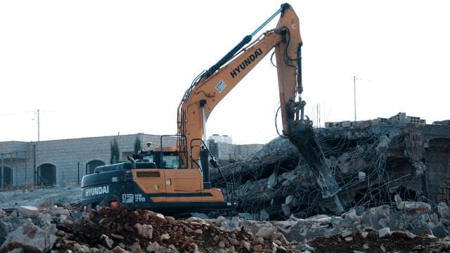 İşgalci İsrail, Doğu Kudüs'te Filistinlilere ait 50 dükkanı yıkacak