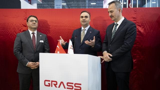 Bakan Kacır, Altınay'ın SR40 ve SR80 endüstriyel robotlarının tanıtımına katıldı