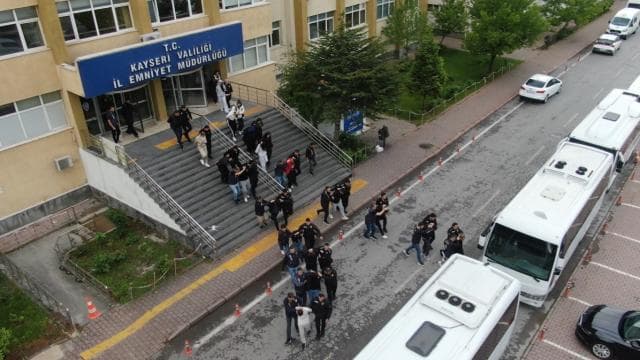 Kayseri'de yasa dışı bahis operasyonu: 60 kişi tutuklandı