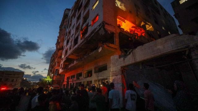 İsrail, Gazze'de Hamas'ın üst düzey ismini hedef aldı