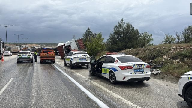 TAG Otoyolu'nda trafik kazası: 1 yaralı