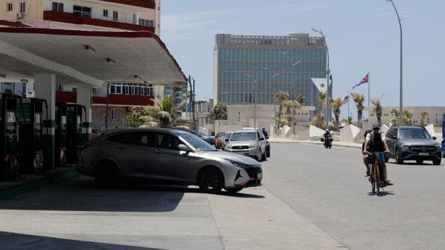 Küba'da ABD ablukası nedeniyle ham petrol ve akaryakıt kalmadı