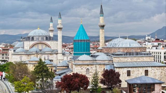Mevlana'nın eserleri özel koruma yöntemleriyle korunuyor