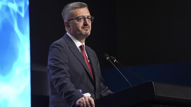 İletişim Başkanı Duran, Milli Aile Haftası'nı kutladı