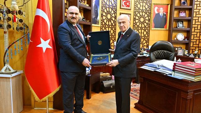 MHP Lideri Bahçeli, Kerkük'ün Türkmen Valisi Ağa'yı kabul etti