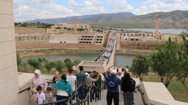 Hasankeyf ilçesi Kurban Bayramı'nda ziyaretçi akınına uğradı