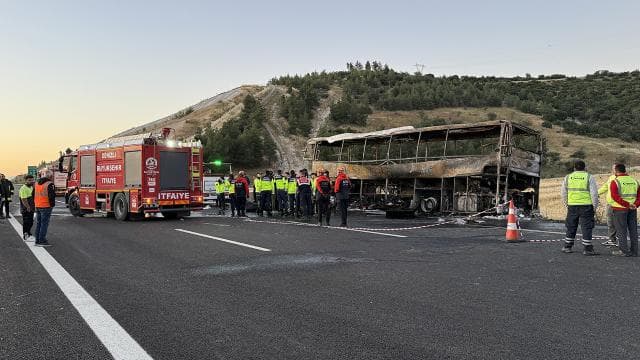 Denizli'deki otobüs kazasında hayatını kaybedenlerin hikayeleri