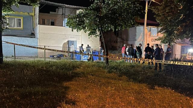 Bursa'da silahlı kavgada bir çift hayatını kaybetti