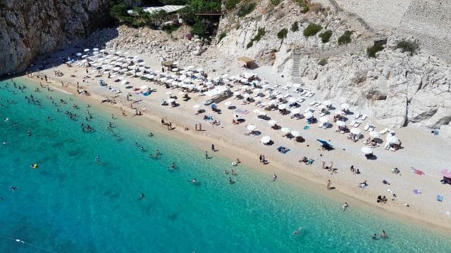Kaputaş Plajı'nda sigara içmek yasaklandı