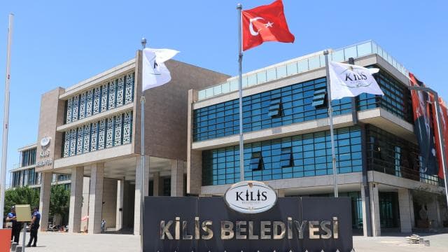 Kilis Belediye Başkanı Hakan Bilecen, CHP'den ayrıldı