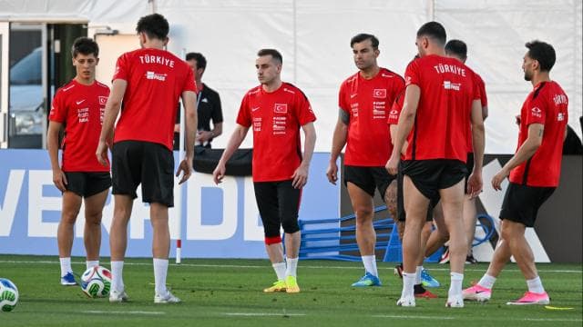 A Milli Futbol Takımı Kanada'ya gitti