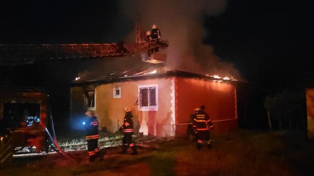 Erzincan'da çıkan yangında bir kişi hayatını kaybetti