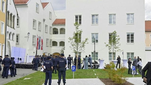 Avusturya, Hitler'in doğduğu evi polis karakolu haline getirdi