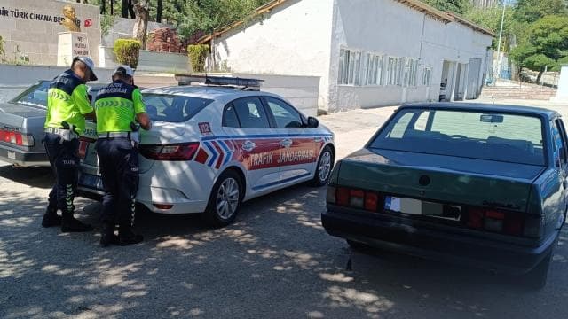 Yozgat'ta drift yapan iki sürücüye 560 bin lira ceza verildi