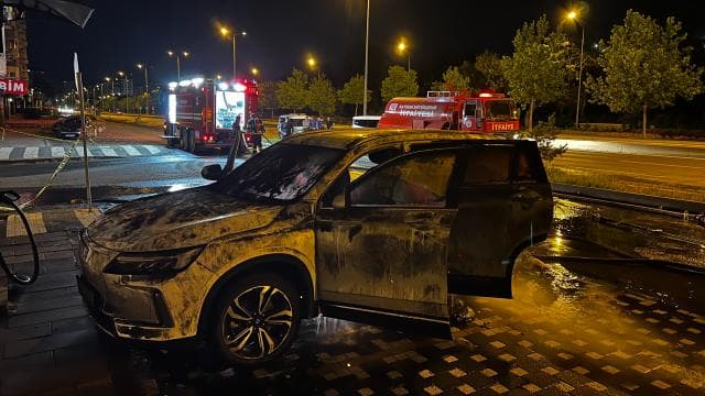 Kayseri'de elektrikli otomobilde yangın çıktı
