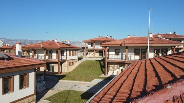 Bakan Kurum, Manavgat yangınında hayatını kaybedenleri andı