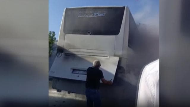 Pursaklar'da seyir halindeki otobüste yangın çıktı