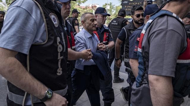 Eski Tunceli Valisi Tuncay Sonel, Gülistan Doku soruşturmasında tutuklandı