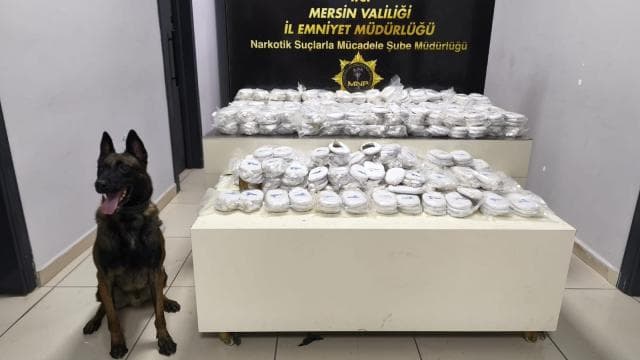 Mersin'de uyuşturucu operasyonunda 3 kilo 490 gram kokain ele geçirildi