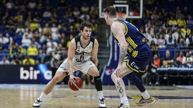 Cumhurbaşkanlığı Kupası'nda Fenerbahçe ve Beşiktaş karşılaşacak